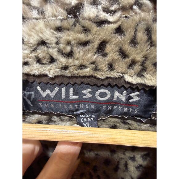 Wilson’s Leather Suede Jacket W/Faux Fur Collar, Sleeve Cuffs & Interior Size XL - Picture 5 of 11